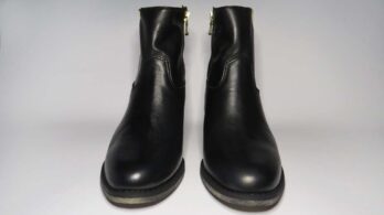 Stivaletti vitello nero con zeppa interna e tacco 20