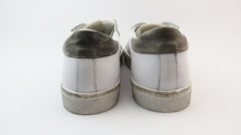 Sneakers bianco macchiate grigio