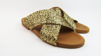 Ciabatte incrociate in pelle con glitter oro