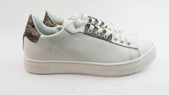 Sneakers colore bianco allacciate con glitter bronzo