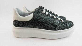 Sneakers allacciate full glitter nero riflessi verdi