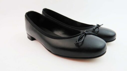 Ballerine in pelle colore nero con punta rotonda