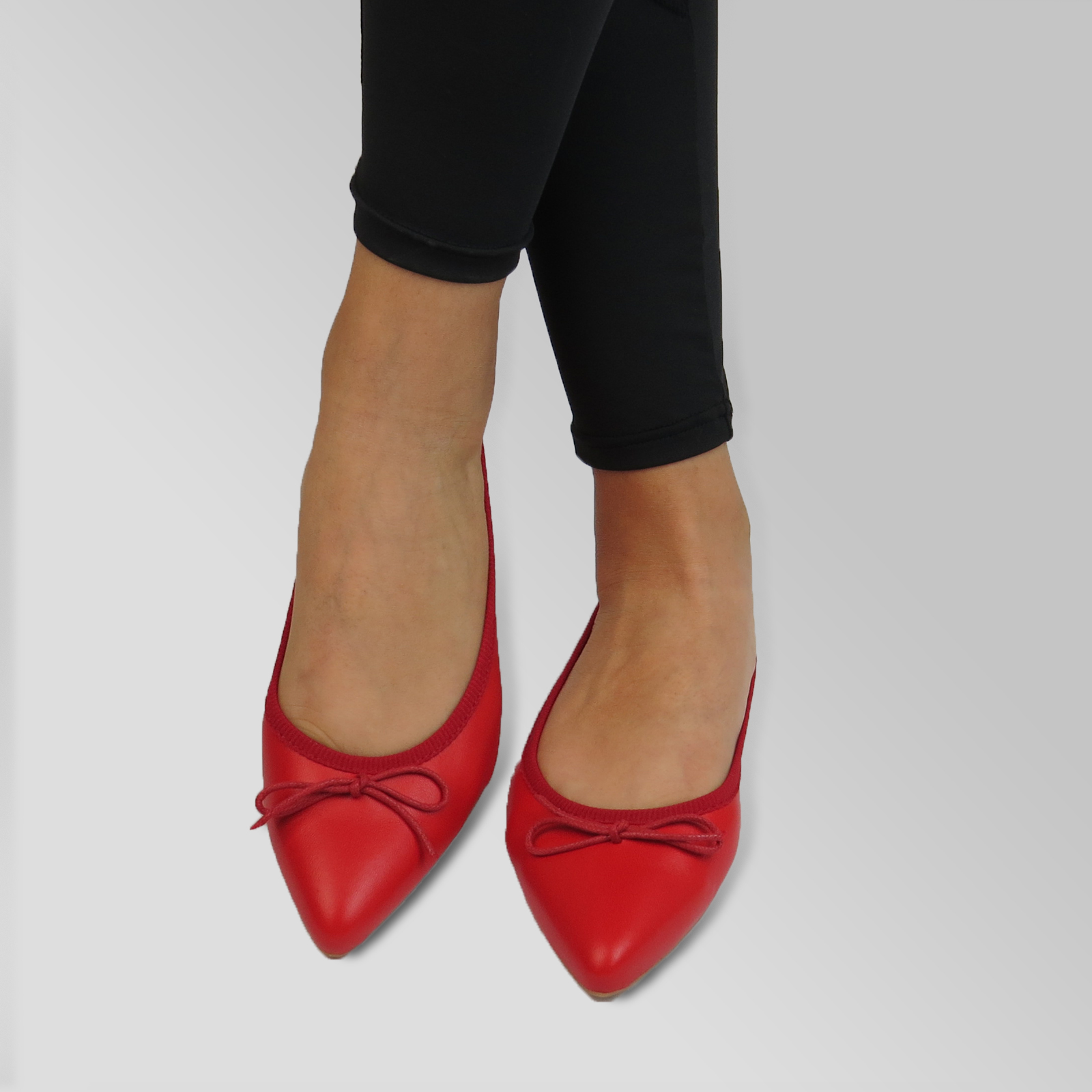 Scarpe a punta rosse hot sale