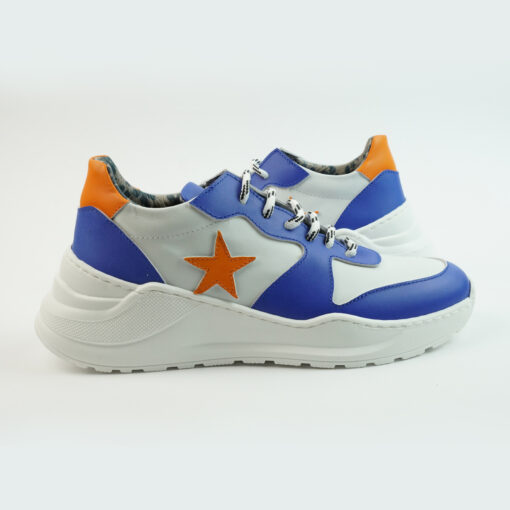 Sneakers running con suola big colore bianco con stella laterale arancione