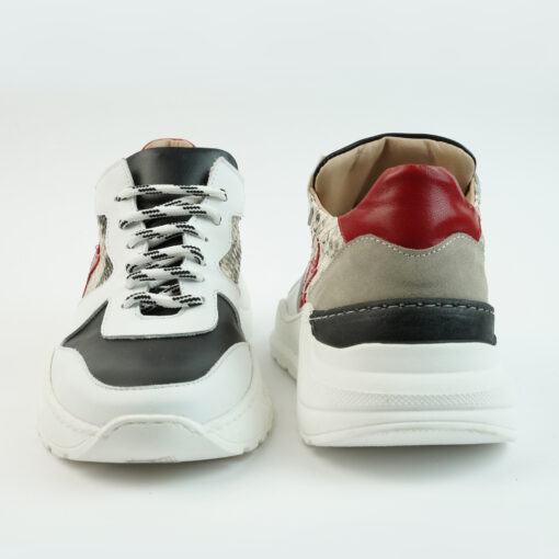 Sneakers running con suola big colore bianco con stella laterale rossa