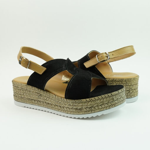 Sandali in vera pelle con cinturino beige e due fasce incrociate colore camoscio nero