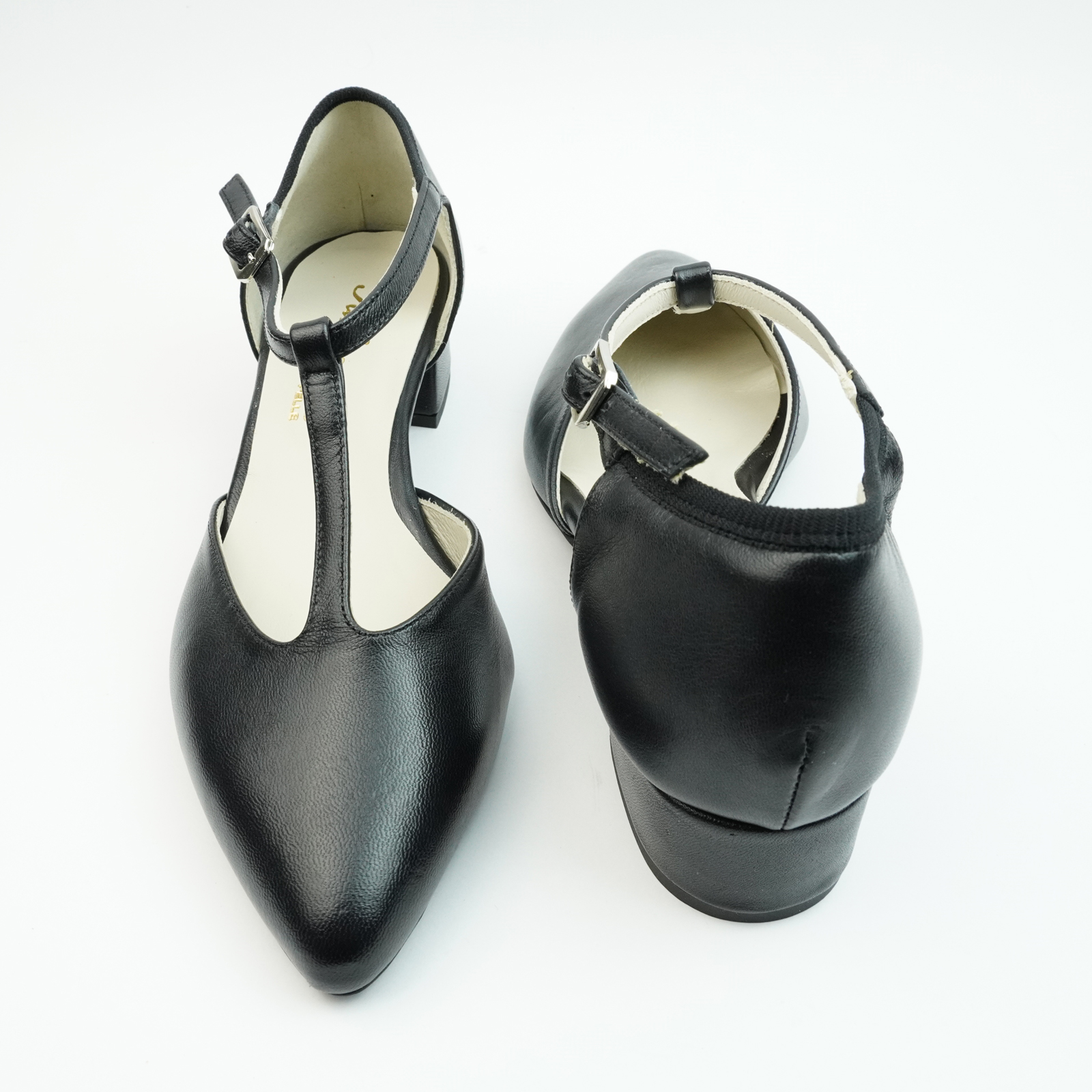 Sandali charleston con cinturino in nappa colore nero con tacco Patty Shoes