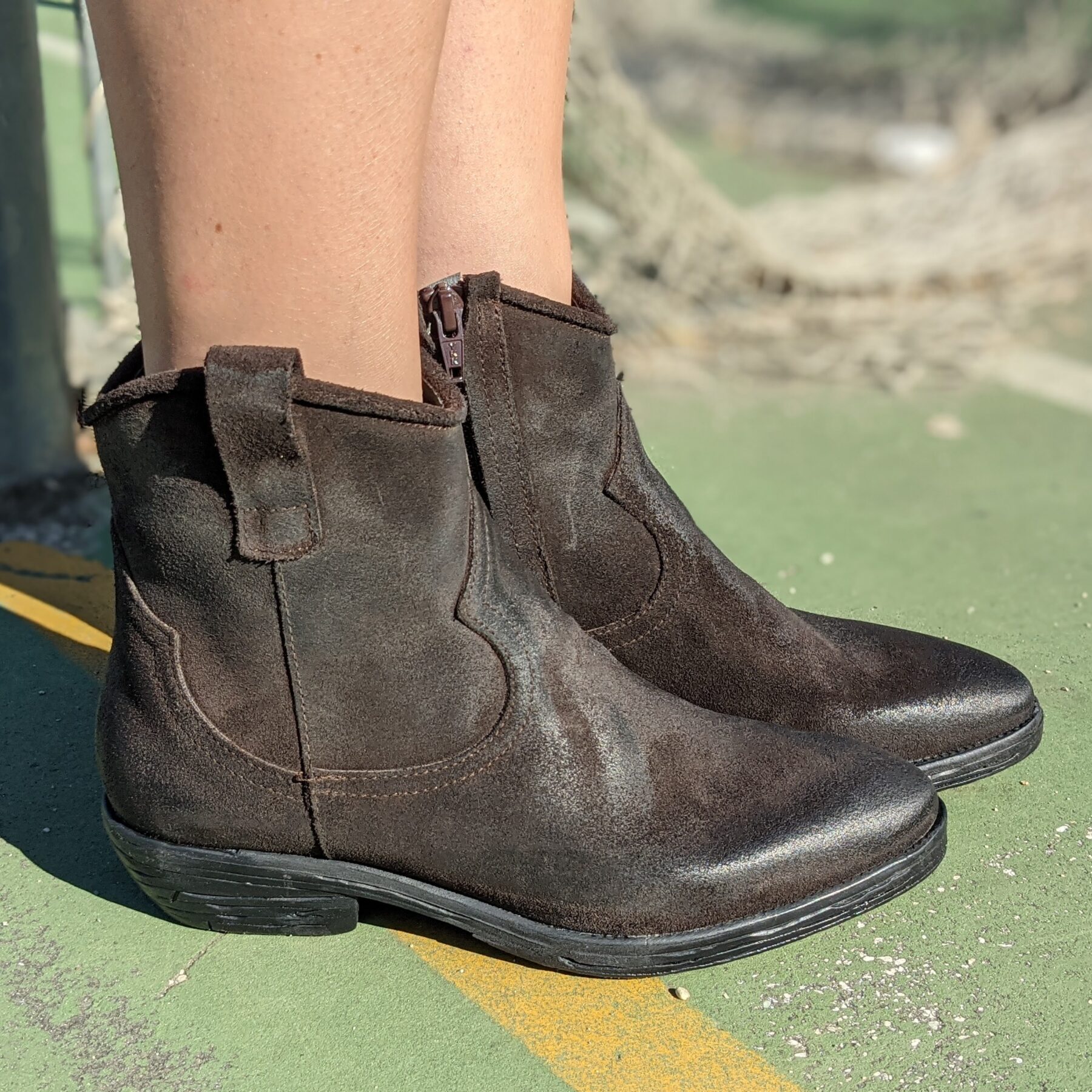 Stivali camperos donna testa di moro in pelle vintage scamosciata kikkiline stivaletti  di pelle marroni - Stileo.it