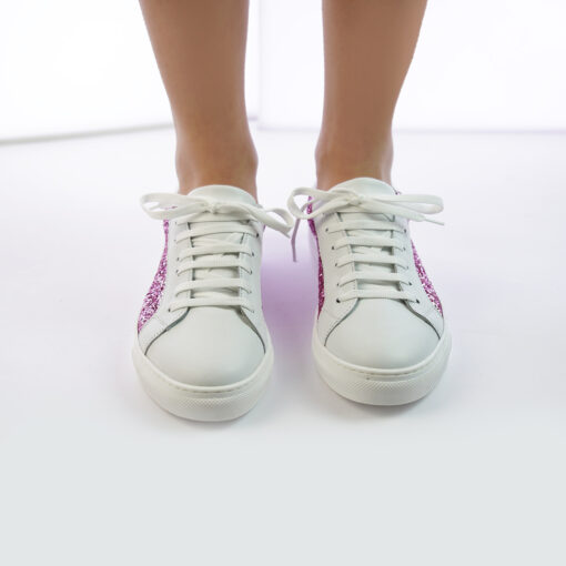 Sneakers da donna in vera pella colore bianco con inserto glitter rosa