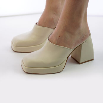 Sabot in nappa colore crudo
