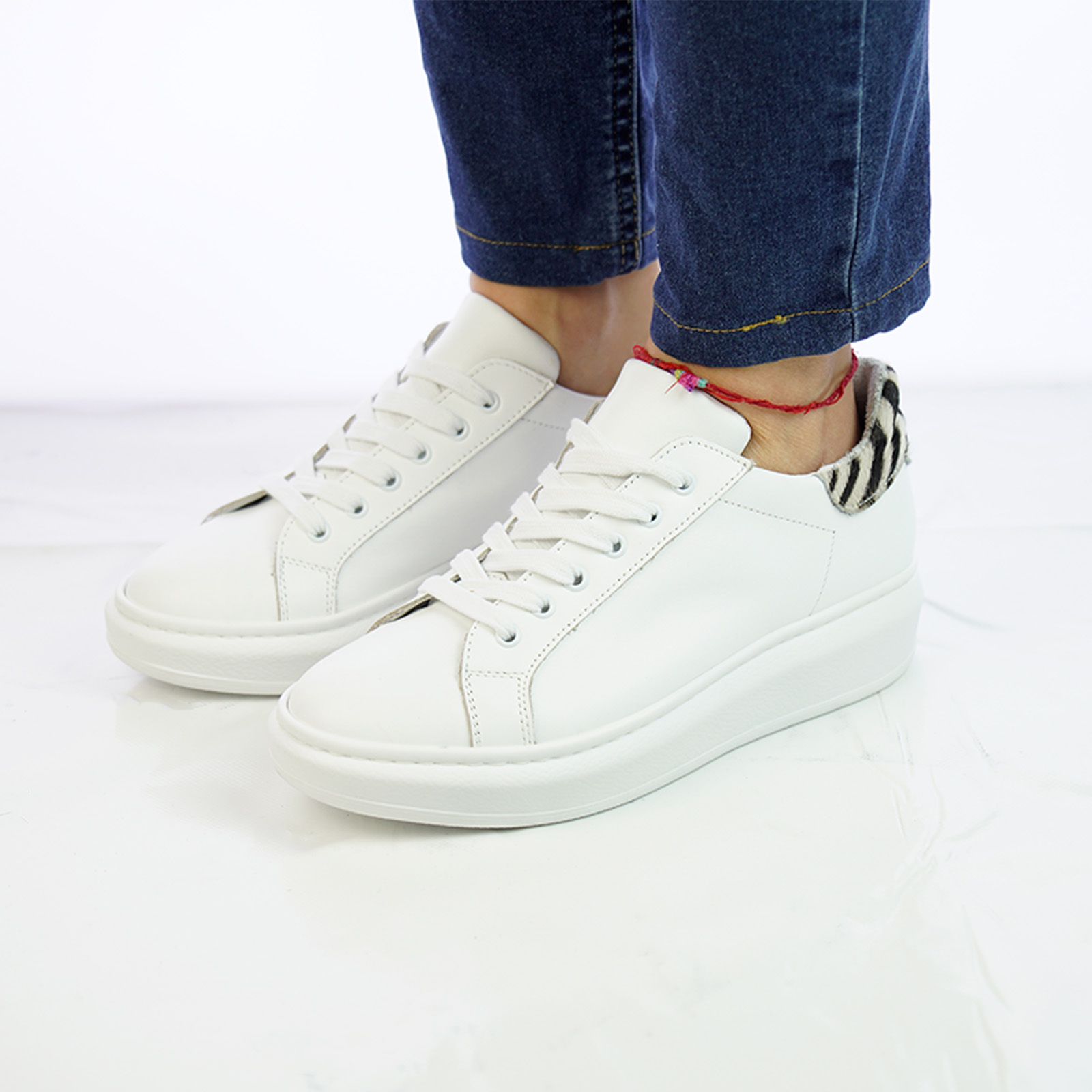 Sneakers donna vera pelle colore bianco talloncino cavallino zebrato Patty Shoes