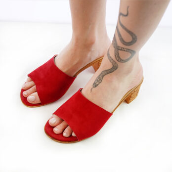 Ciabatte in camoscio colore rosso