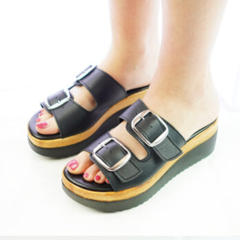 Ciabatte in pelle con zeppa e due fibbie colore nero
