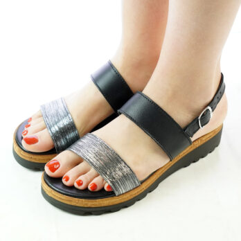 Sandali donna in pelle colore nero