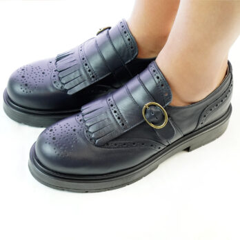 Scarpe donna con frange e fibbia in vera pelle nappa colore blu