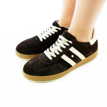 Sneakers donna artigianali in camoscio colore testa di moro