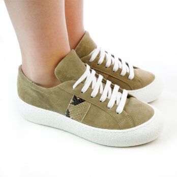 Sneakers donna artigianali in crosta con inserto laterale pito colore beige