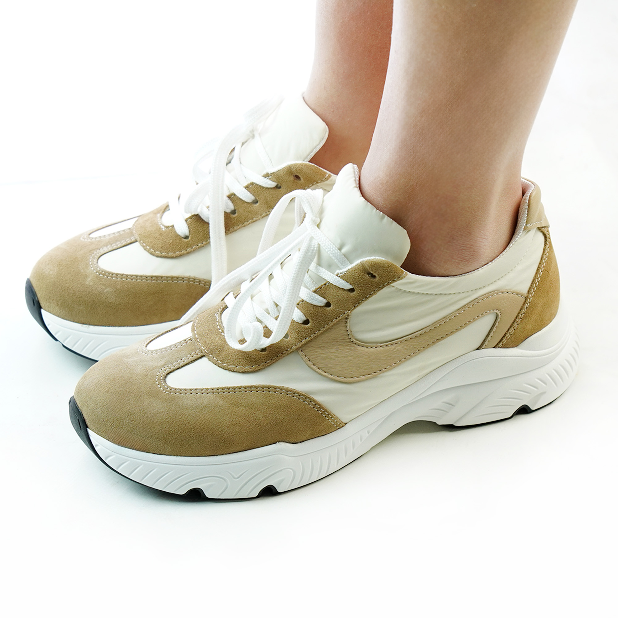 Sneakers artigianali donna vera pelle colore camel taupe